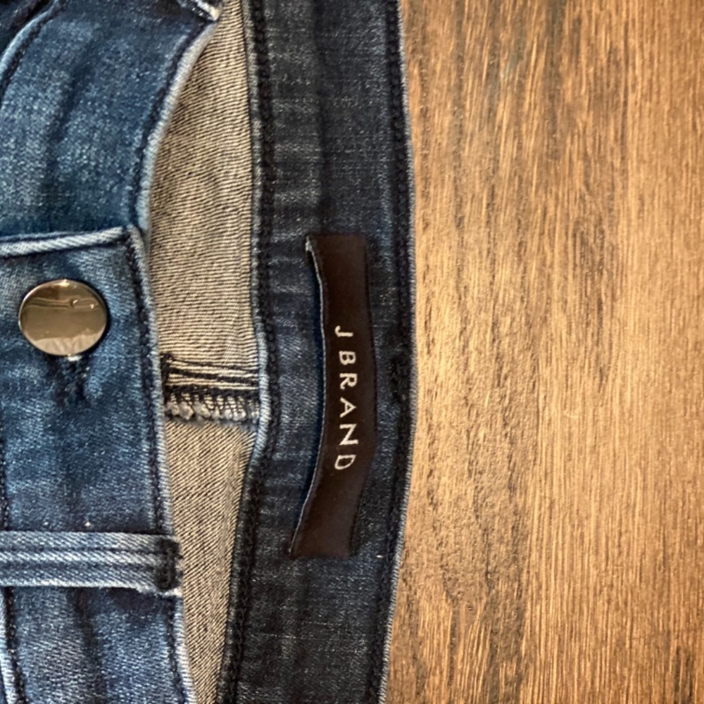 J Brand '811' Ankle Skinny Jeans - Picture 6 of 9